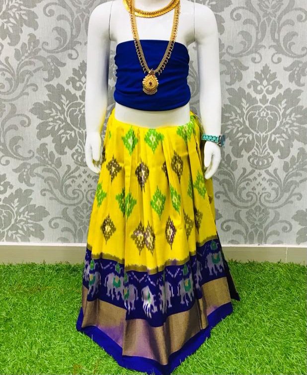 ikkat_Adda's tweet image. 🌺 #ikkatLehangas #PochampallyLehengas #ZeroSize #Handloom
🌺 Age 3 to 8 years
🌺 #Lahenga = 1.7 mt
🌺 Blouse = 75 cm
👉Whtsp - bit.ly/3b4gXn5

👉Contct/whtsp - 7659015166
👉Instgrm - @ikkat_ka_adda
👉Fb - @ikkat_ka_adda
#boutiquelehengas #indianlehengas
#lehengashopping