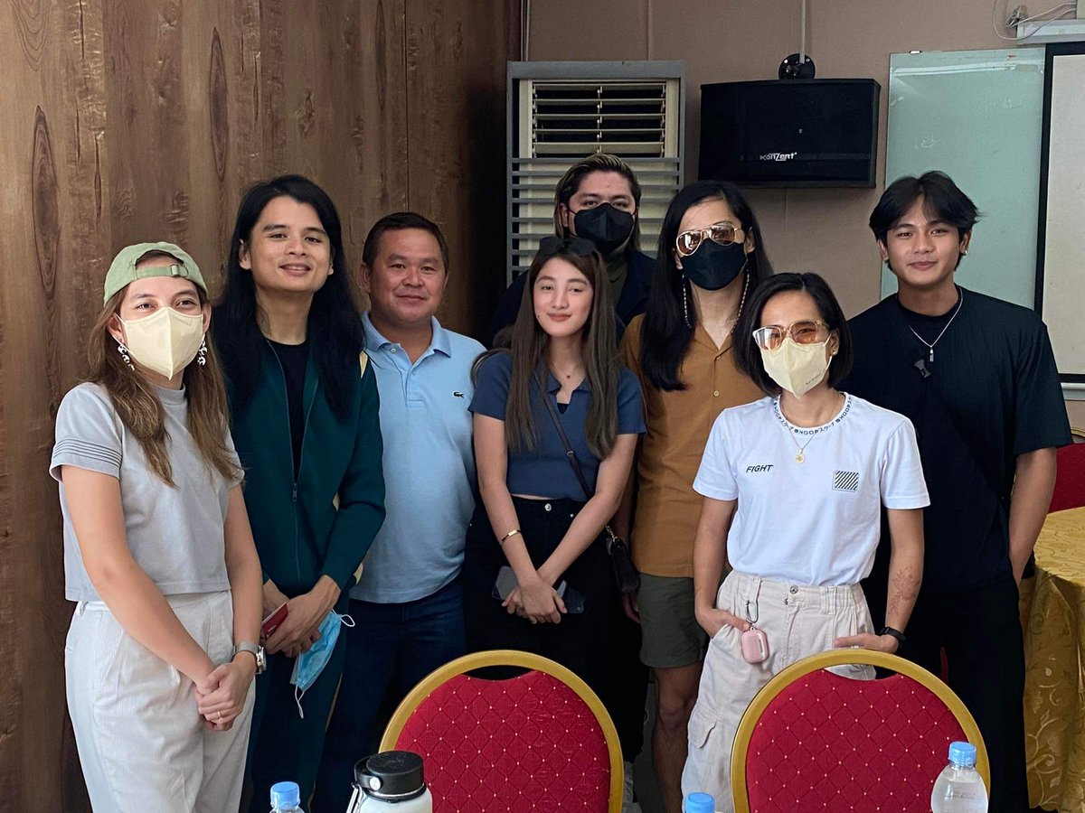 Team_Dustine's tweet photo. Handa na ba ang mga taga Santiago City?

Hali na kayo at abangan natin ang Gabi ng Pasasalamat dahil makakasama natin mamaya ang @BenAndBenMusic at iba pang artists.

#DustineMayores | @dustinemayores9 https://t.co/2QiP1bzxyA