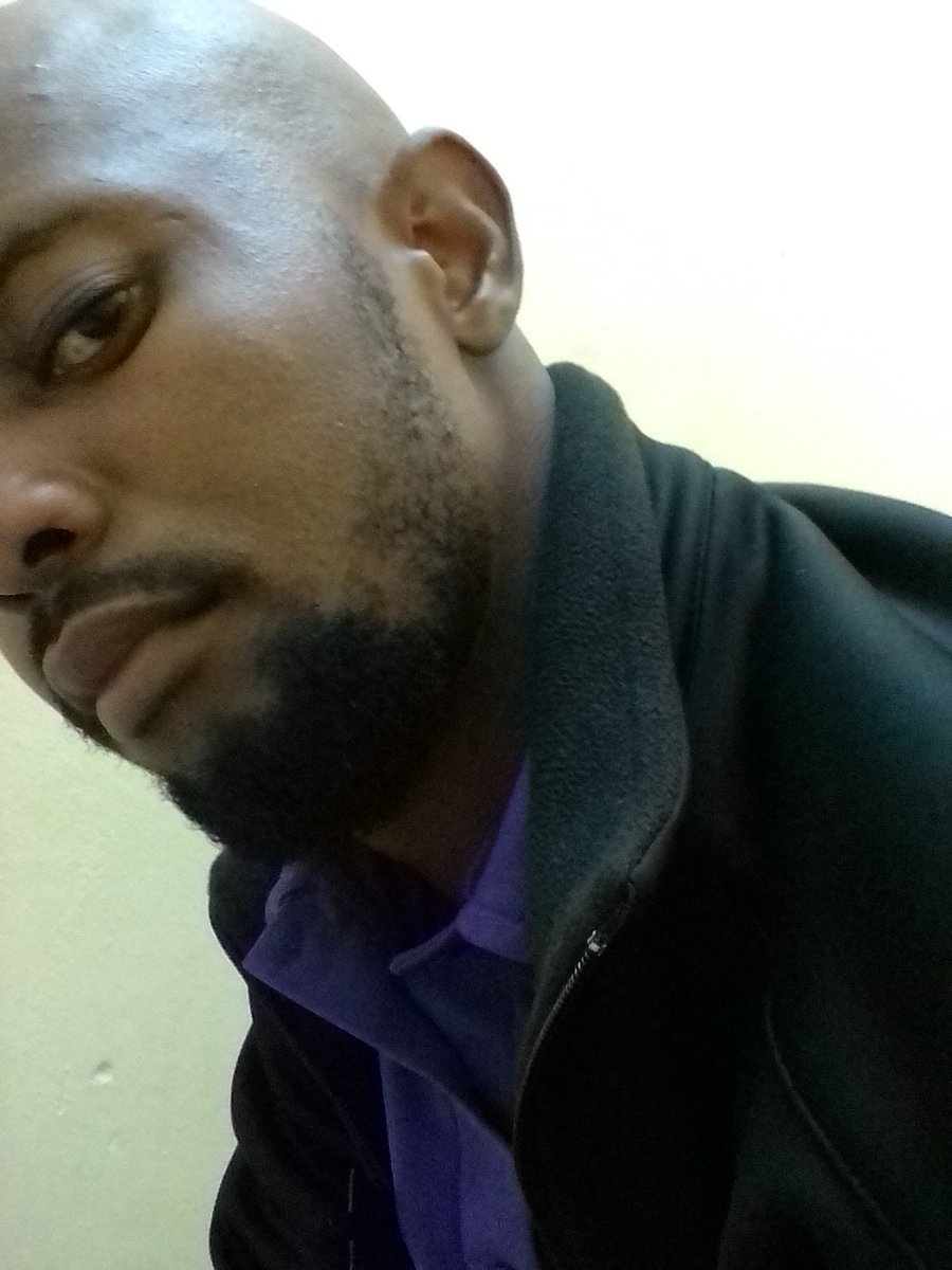 Thabeeso_'s tweet photo. Sukuma my female bestie ngikbone https://t.co/bGj6isgUI1