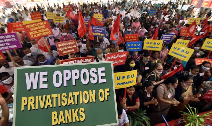 Privatisation is loot of public assets. Stop the loot. Stop Privatisation of PSBs &amp; PSUs.

#PublicBanksNotForSale