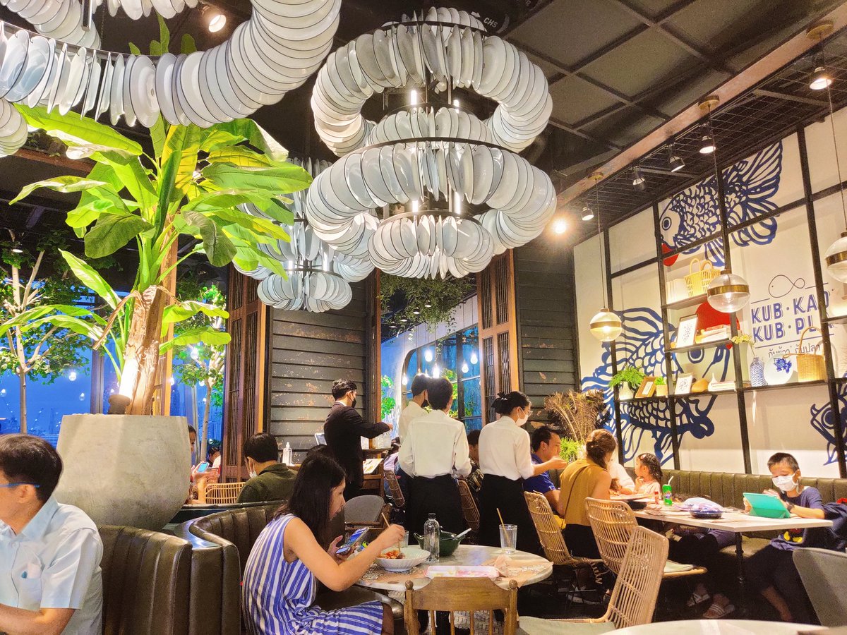 泰国菜还是挺好吃的，就是在商场吃有点贵😂