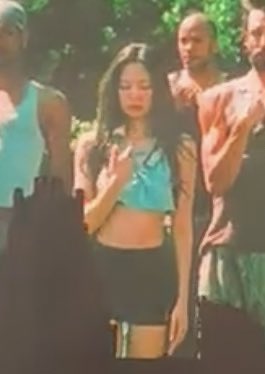 rubydevante's tweet photo. #TAEHYUNG and #JENNIE slaying in low quality 

JENNIE IN THE IDOL https://t.co/PaeBGWfaOX