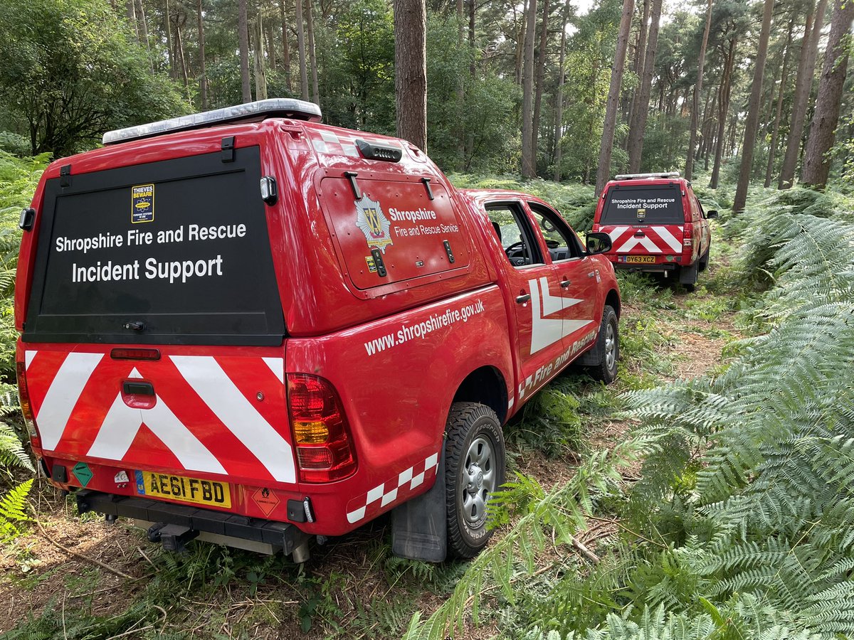 SFRS_MDrayton's tweet photo. INCIDENT π 4 x 4 Incident Support Unit mobilised 15:59 Saturday to support @SFRS_Wem and ISU from @SFRS_Whitchurch at fire in open in #Weston π Fire involving deep seated peat 30m x 10m in wooded area π₯ Extinguished using 1 x Jet, 1 x High Pressure Lance π¦ #DifficultAccess https://t.co/wap3B0UwUM