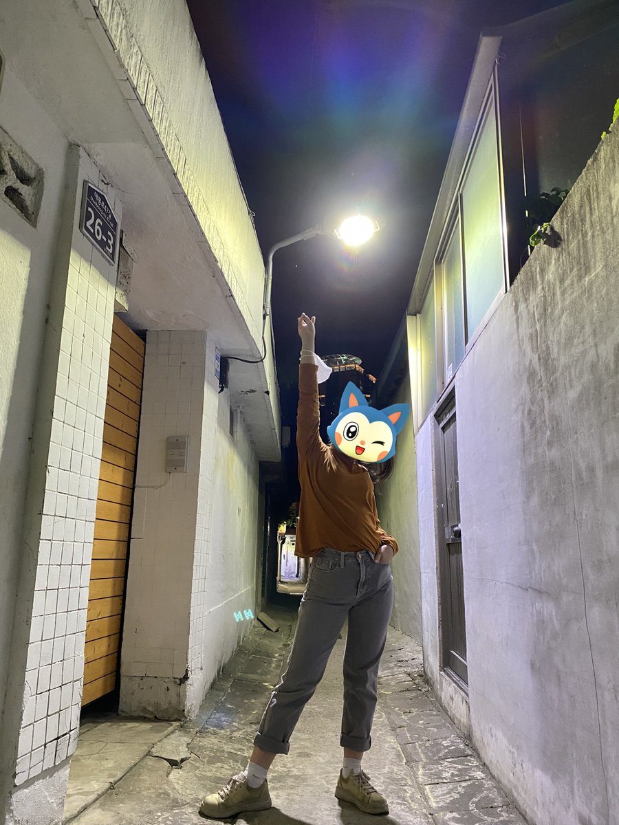 Gusev21987Gusev's tweet photo. @ooz_official #OOZ #OOZWorkOut
I'm walking around town. It was more interesting than I thought, so I took a long walk. I never imagined there would be a neighborhood like this, but I found an interesting place in the city. I will go for a walk here often in the future. https://t.co/PqnUld2SzL