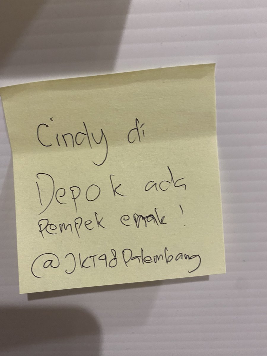 sebuah pesan buat <a href="/CindyH_JKT48/">CH7 pemain bola</a> WKWK
