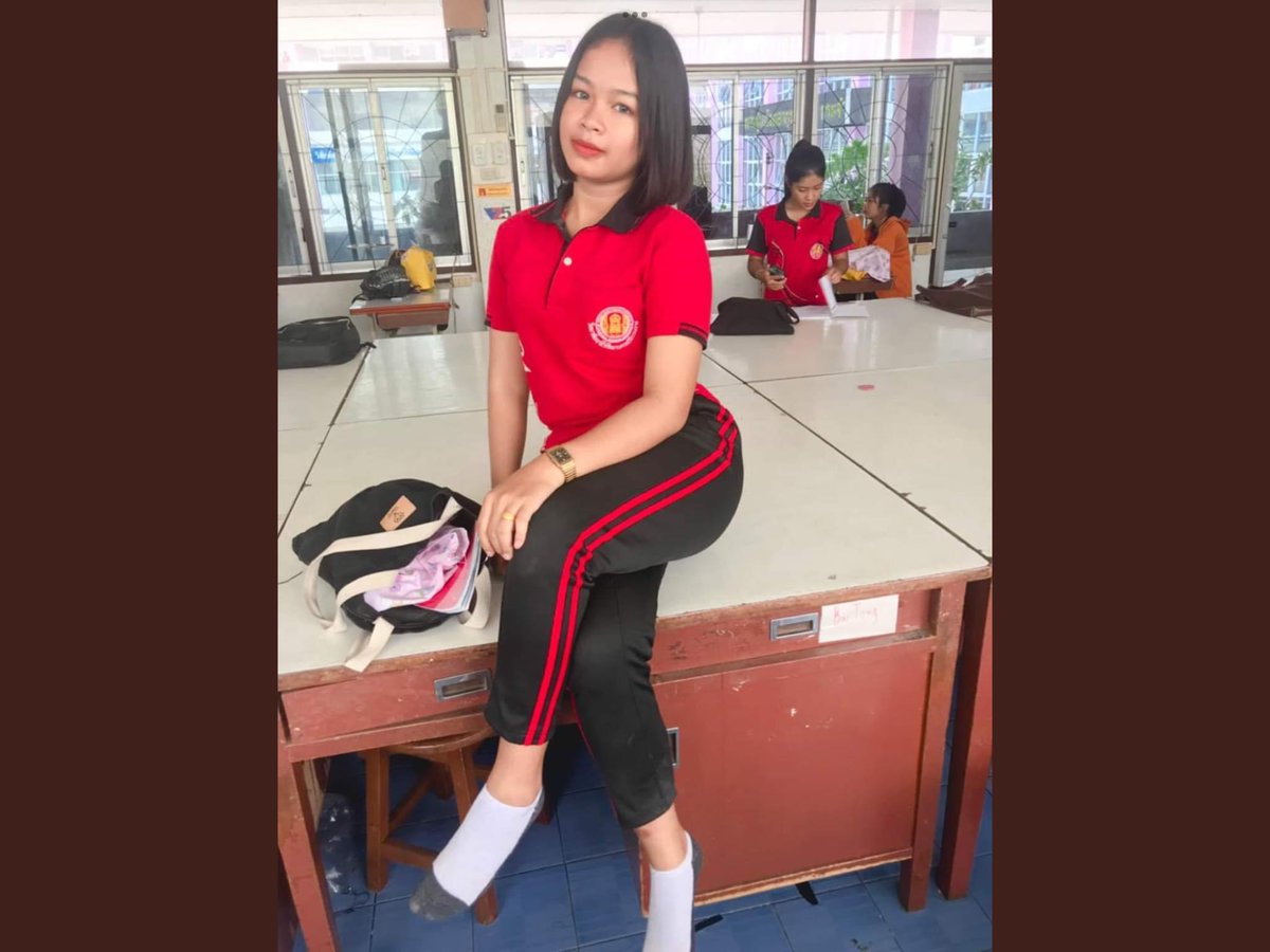 ชอบชุดพละ tweet media