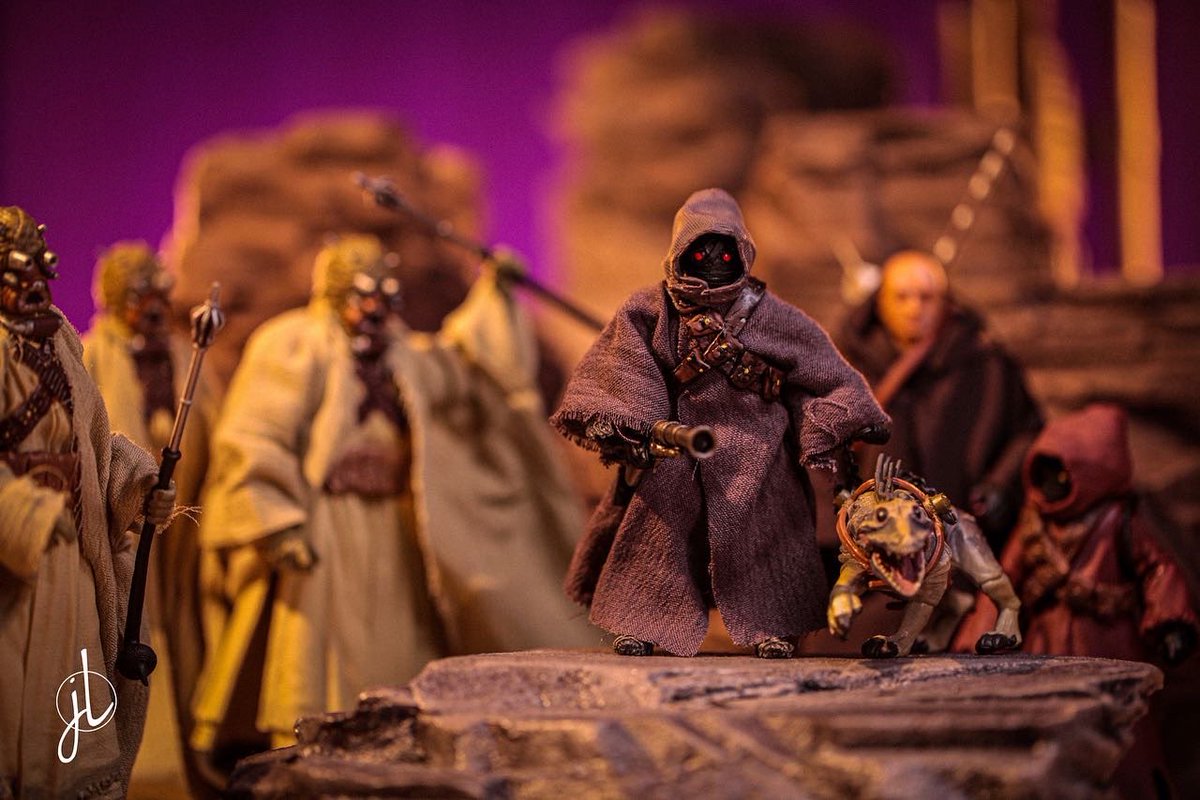 jltoystories's tweet photo. Jawa series was a blast to post. Joined #TeamTeeka along the way. Thanks @leilanishiu for bringing Teeka to life onscreen. #actionfigure #actionfigurephotography #newshoot #StarWars #starwars https://t.co/jueZU4J6He