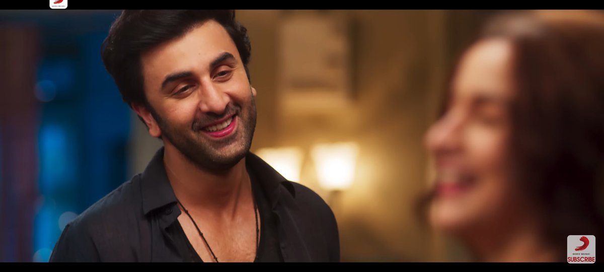 seeuatthemovie's tweet photo. PROTECT 😭❤️ #RanbirKapoor #AliaBhatt #Kesariya https://t.co/RSGoRz8FUG