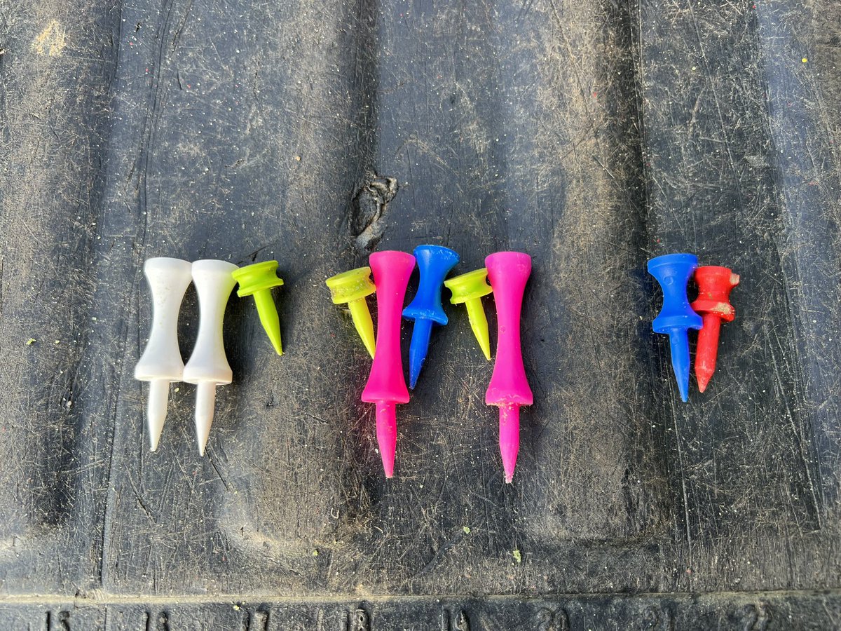 My hatred of plastic tees continues to grow. This mornings haul of horrible plastic. #timetobanplastictees?#greenkeeper