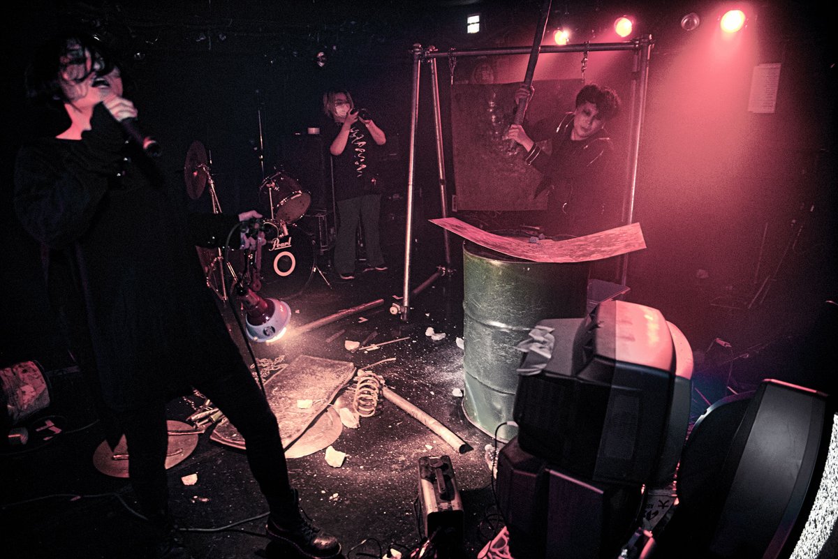 _dotsmark's tweet photo. 2022.7.23 @earthdom
COME AND SEE II - DAY1
KAOGANAI
Photo : Natts
#COSII https://t.co/TYkd9zxKAy