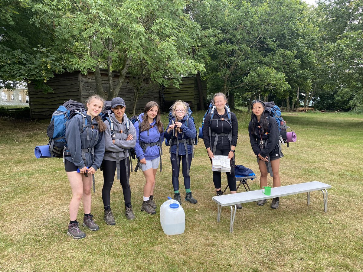 HumanitiesCpa's tweet photo. Team Tava are hot on their heels! Final day of bronze DofE assessment expedition and I have a feeling these girls are going to do Primet proud! 💪🏻 https://t.co/RfUMw98ITC