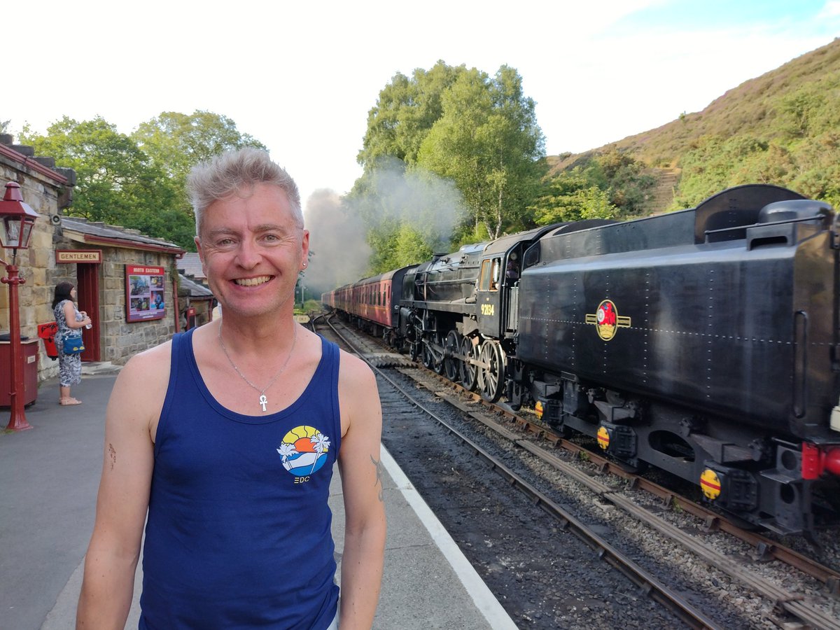 DancingBearSi's tweet photo. North Yorkshire Moors Railway, Goathland Station. Beautiful locomotive on a beautiful day! #nymr #northyorkshire
#northyorkshiremoorsrailway
#whitby
#heritagerailway
#gaysoftwitter https://t.co/fjB9Mkdr2q