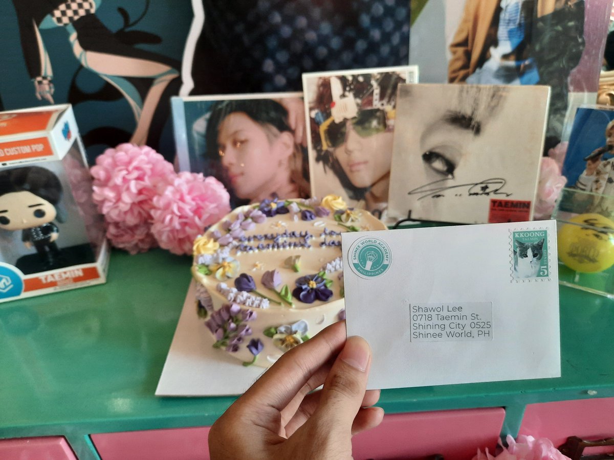 shawolacademyph's tweet photo. Our Seatmate Taem Project is still ongoing! #SWAPH is here right now at Vanilla Cafe for the I Care You ~ Taemin Day Party!
#HappyTaeminDay https://t.co/yCF9qb5a5C