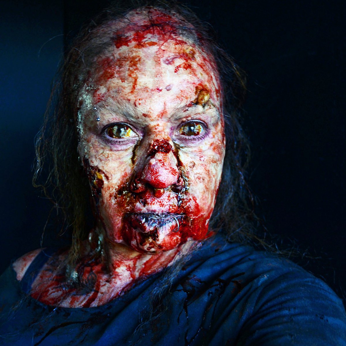 6 hours in prosthetics will give you that T-virusy look. Follow me for more skin care tips...
#MotherZero #ResidentEvilNetflix