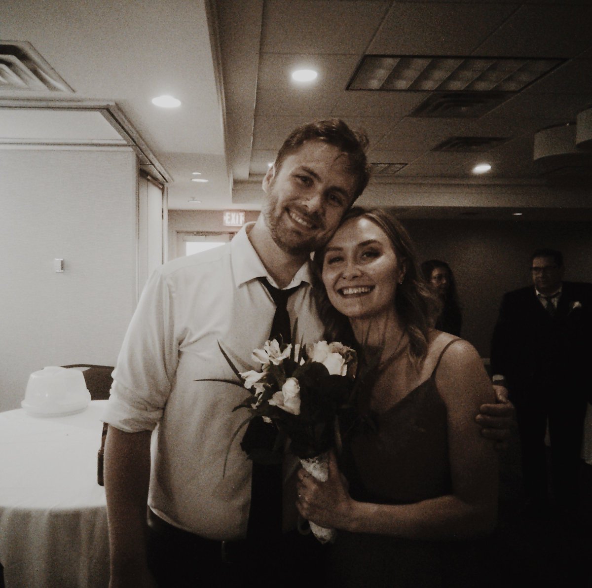 kryptic_kate's tweet photo. i caught the bouquet 💐 https://t.co/TXl8UCMR3g