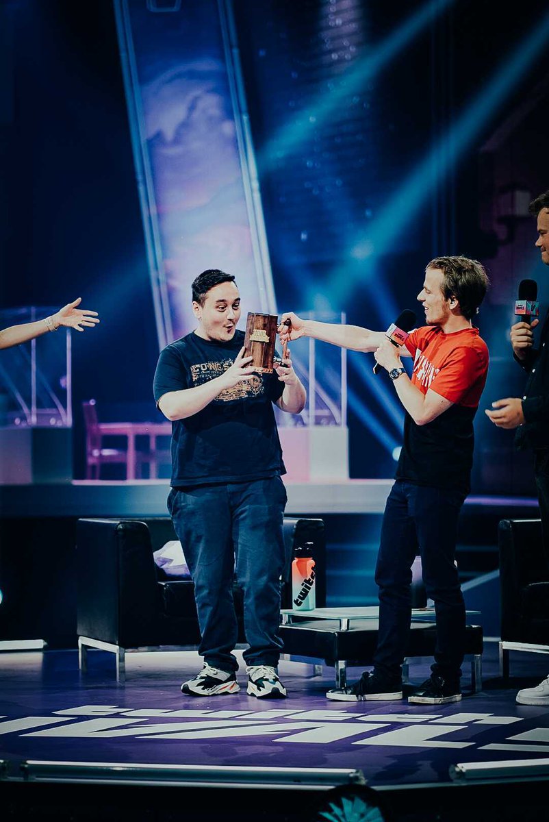 Lana (Alkali) tweet media