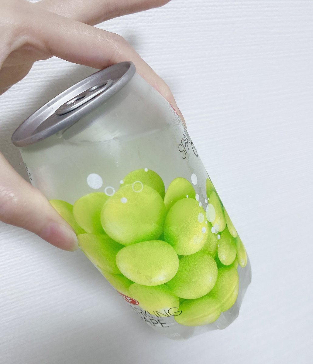 オシャ缶かわいい🥰🥰
マスカットジュース！！ https://t.co/vST1O0kTso