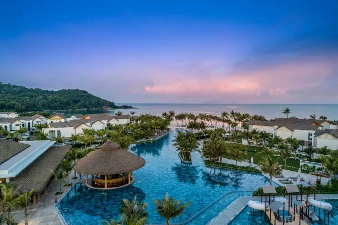 IOTA_Australia's tweet photo. Phu Quoc is a destination of distinct landscapes and the brief was to create a new destination for Phu Quoc rooted in both context and culture.
https://t.co/fmKimj9Bn1
#IOTAGardenAU #LandscapeDesign https://t.co/4TYxhUOJtj