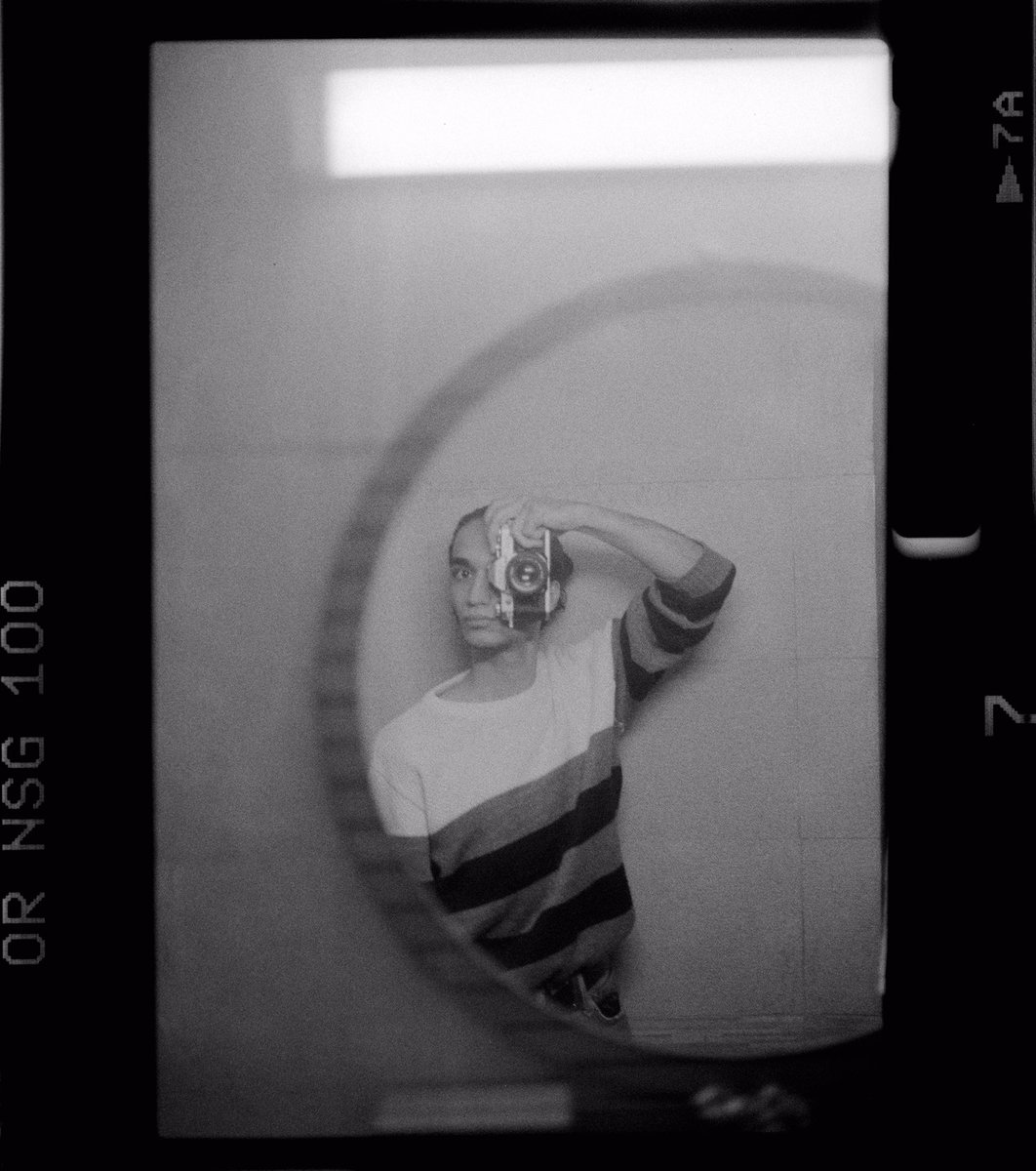 amirkhanbolouki's tweet image. «خودنگریده»

#hp5 #seagull100 
#mirrorselfie #filmphotography