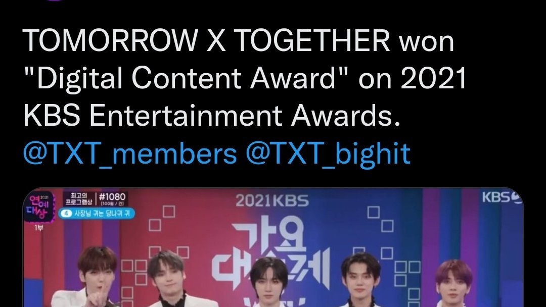 yeonfarie's tweet photo. never speak on txt's variety show skills when they literally got an award for it https://t.co/6jCmlfr5cz