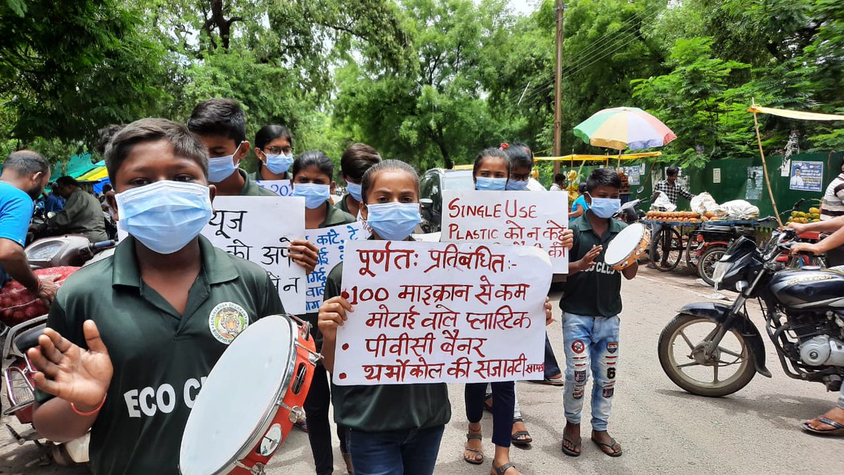 BodiesNature's tweet photo. @PMOIndia @NITIAayog @moefcc @UNEP @UNFCCC @UNCCD @DrJitendraSingh @_SubratSahoo @Sdg13Un @UN 
#NatureBodiesEcoClub
#SayNoToSingleUsePlastic 
Awareness Campaign
Sunday Activity
At Different Popular Markets. https://t.co/aCO1Ko9qUE