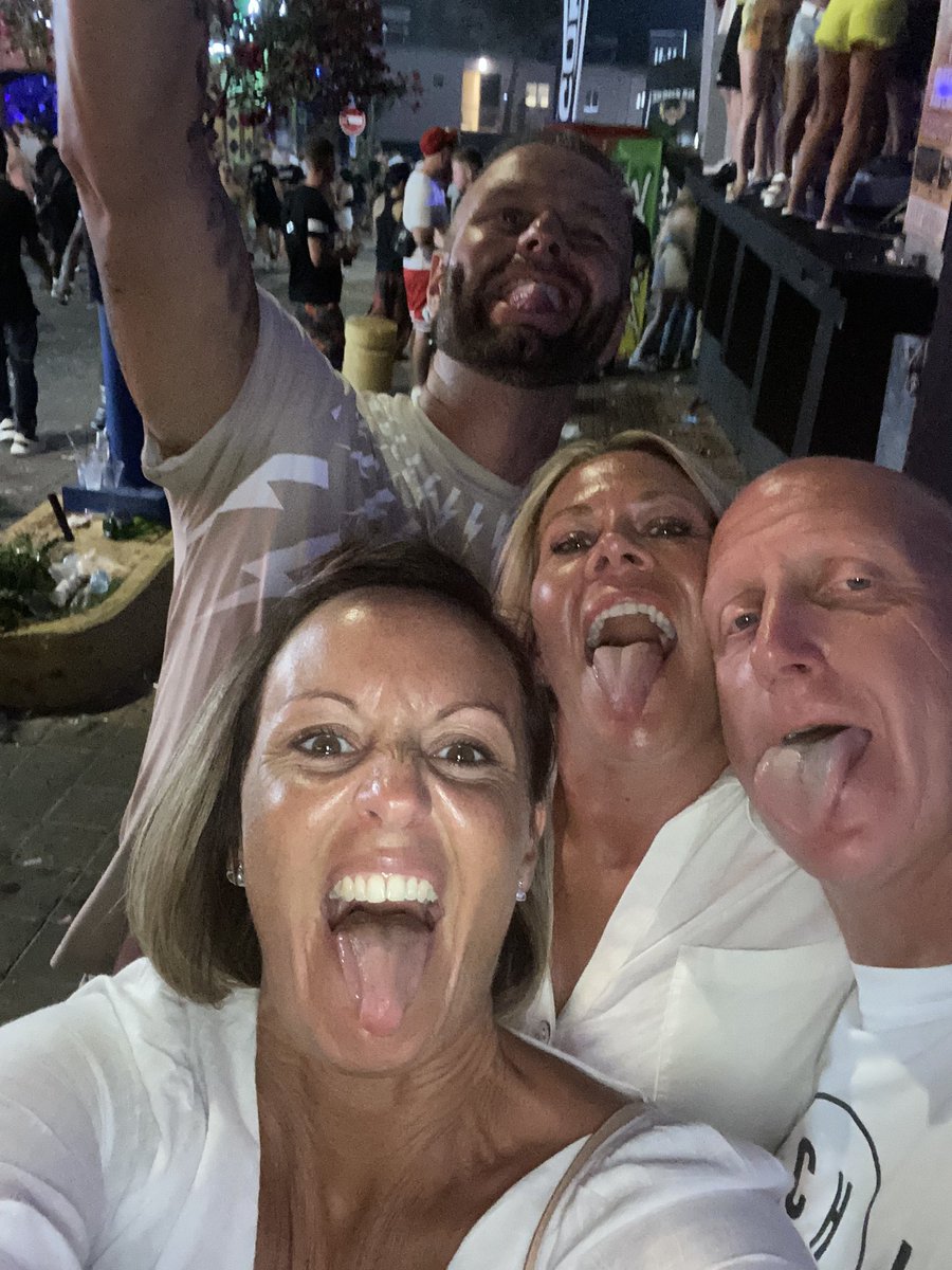 Top honeymoon with my beautiful wife And best pals xxx