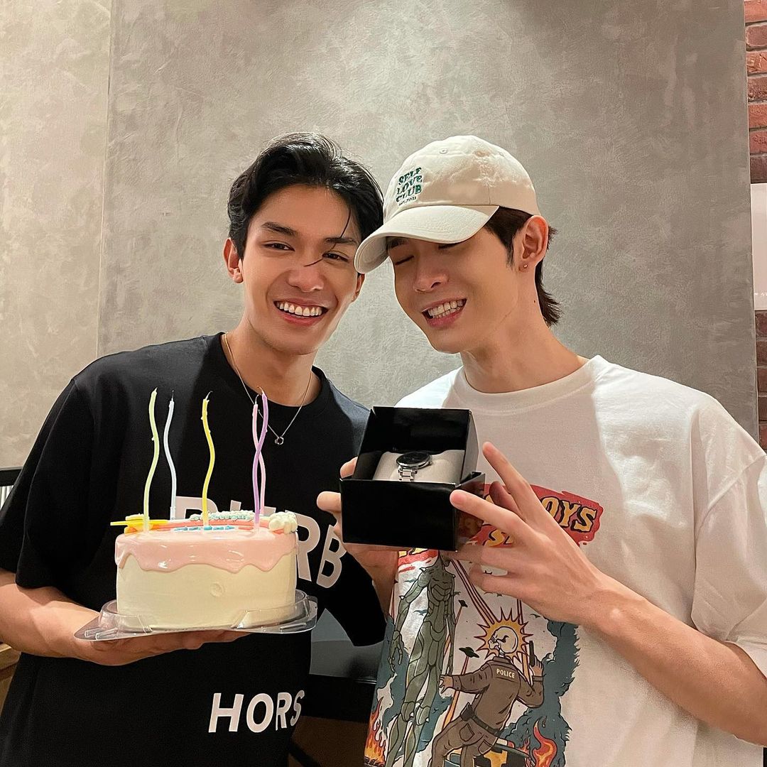 netsirahop's tweet photo. ㅤ
Thank you. I'm really happy. Happy birthday to me. 25 years old. 
ㅤ https://t.co/eUYGidNEHE