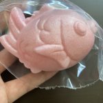 引出物でもらった鯛の最中を食べたら…まさかのアレだった!