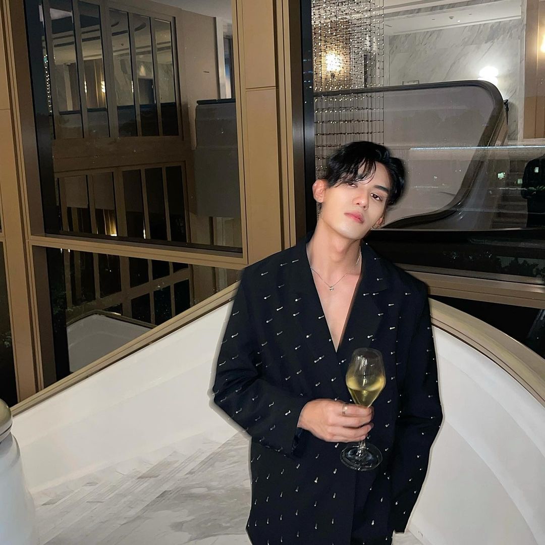 netsirahop's tweet photo. ㅤ
🥂 
ㅤ https://t.co/5gfZLLeM3u