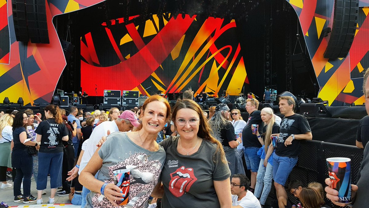 GerdaSilvestri's tweet photo. @MickJagger Great video in Burggarten! Thank you again for a wonderful concert! 🎸 https://t.co/MTRBSPSjwR