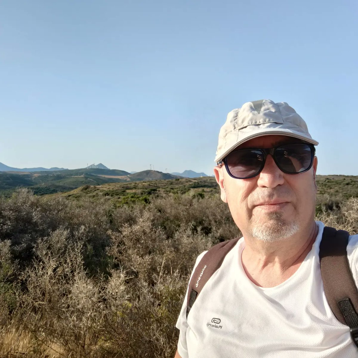 ZafraFJ's tweet photo. Esta mañana con algo más de calor, pero se agradece estás vistas 🏃🏼 https://t.co/vsI89aeXxU