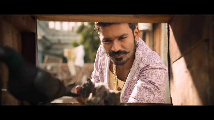 anandiharshita's tweet photo. #7 Years back Naughtiest Don for Kollywood has Arrived #MAARI ⚡😌♥️All Dhanush fans Most celebrated movie...🔥😎
.
.
.
@dhanushkraja
@DhanushPortal 
#7yearsofmaari 
#Thiruchitrambalam https://t.co/O3vc9LXfyV