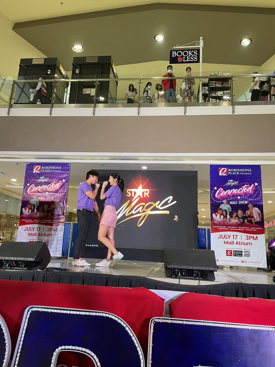 kerizamora206's tweet photo. Team Connected @ Robinsons Antipolo 💜 https://t.co/2TaXyYc1Is