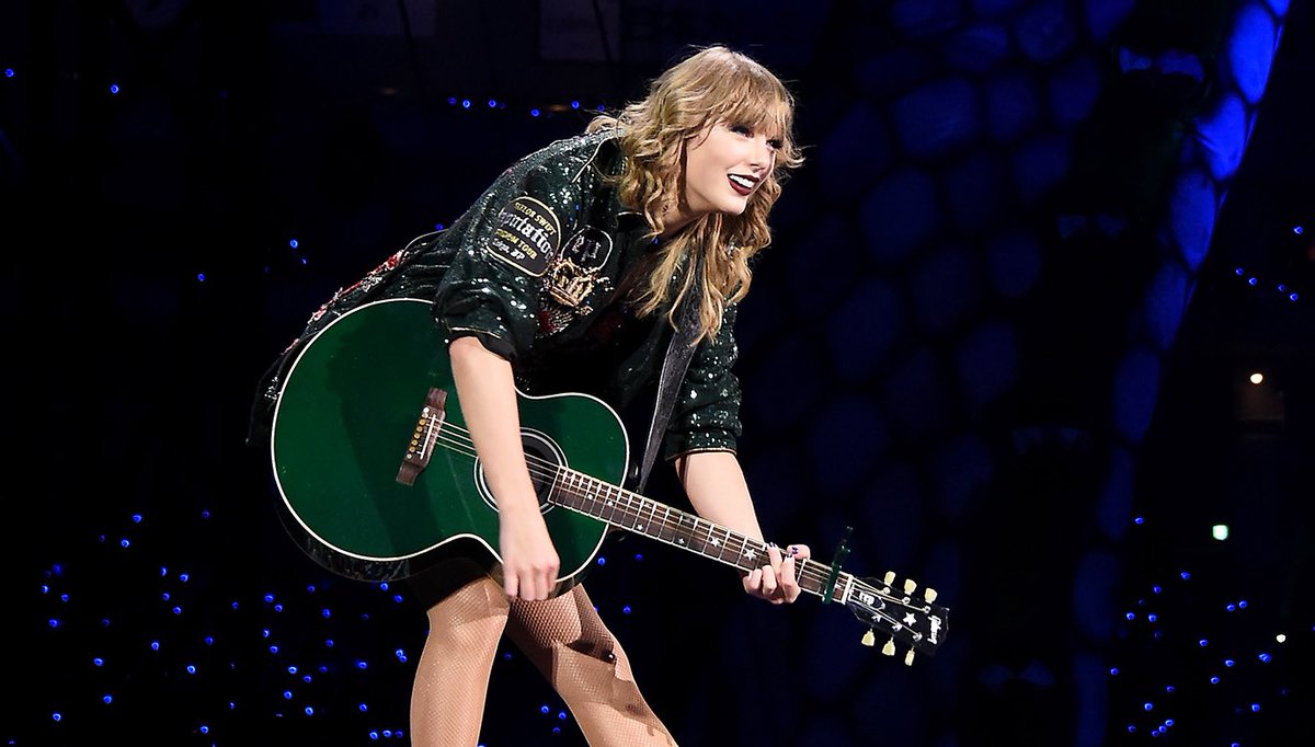 cagedmecrazy's tweet photo. ⓘ this user needs to see taylor swift in concert as soon as possible https://t.co/PS86US3hP8