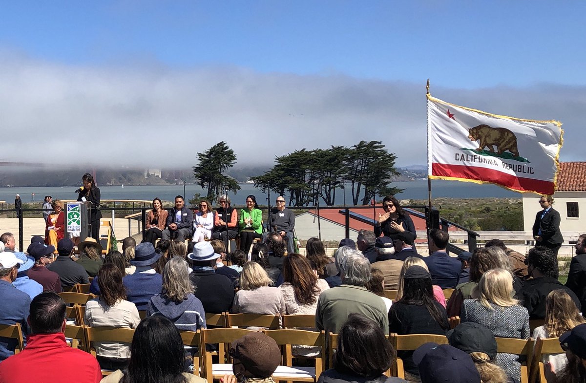 JCsupernova's tweet photo. New #nationalpark in #SanFrancisco opens today #free at the #PresidioTunnelTops #Presidio ##California https://t.co/hqUOfTuPYv