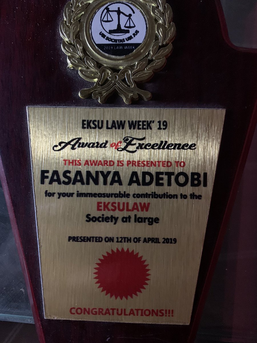 TobbyFancy's tweet photo. I Was cleaning my room in Ibadan, then I stumbled on a few of the awards that they βdashedβ whilst in school. π #eksulaw https://t.co/S4mRLl5KBR