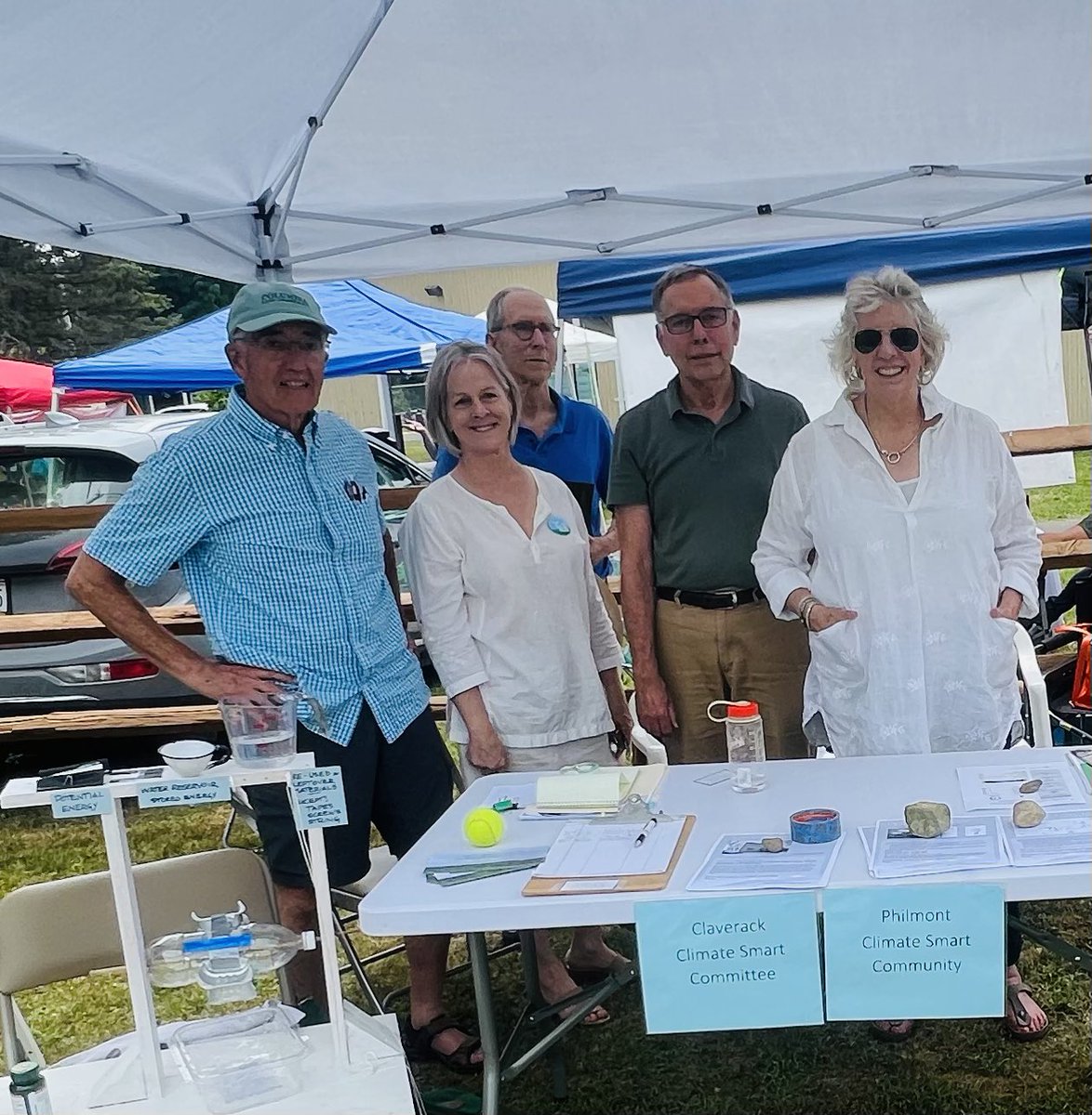 dinerdialogues's tweet photo. Great to catch up with #ClimateSmartCommunities #Ancram #NewLebanon #Austerlitz #Claverack #Philmont  #ColumbiaCountyNY at the #ClimateCarnival @columbiafair grounds! @NYSERDA @NYSDEC #ILoveMyDistrict https://t.co/8D7NAKMqMD