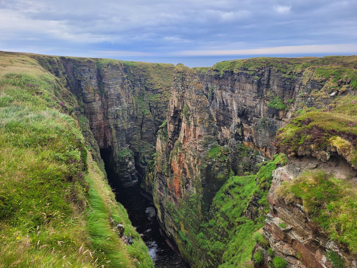 Jamie_LEJOG's tweet image. Day 97: Nybster to John O Groats, 11 miles. After over 3 months of walking my adventure comes to an end. It started out wet and overcast but developed into a lovely last day. The John O Groats trail has been tough going at times but has provided a spectacular ending to the walk.
