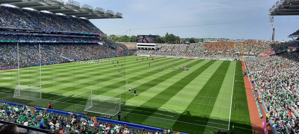 ColmWard's tweet photo. In Croke Park for the match. Hon da Parish!
#LIMvKK
#LuimneachAbú
#GAA
#CLCG
#COYBIG https://t.co/1dDevGqpm1