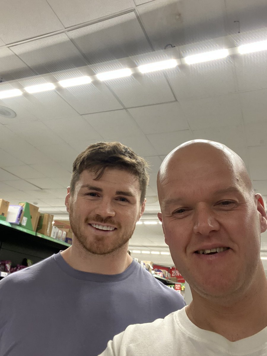 jackson5980's tweet image. Look who I bumped into in my local Asda this afternoon.