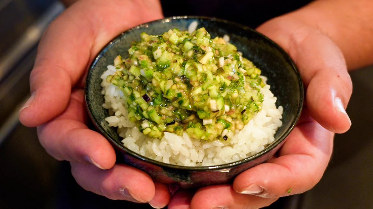 余った夏野菜を消費するときはこの料理が最強？！細かくカットして混ぜるだけで作れちゃう「だし」レシピ！
