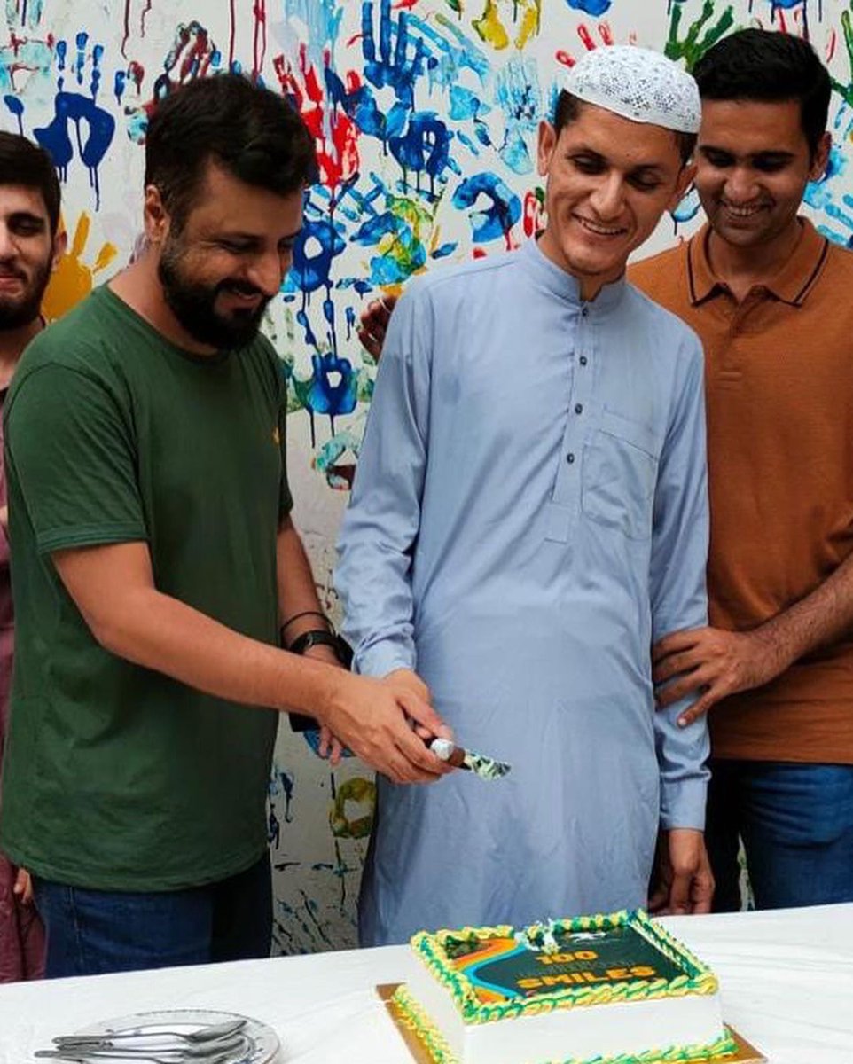 rha_india's tweet photo. 100M meal milestone calls for cake 🍰
#Multan, #Karachi & #Birtamode chapters celebrating our biggest milestone yet 💚
#RobinHoodArmy #RHA https://t.co/tertAwNBzm