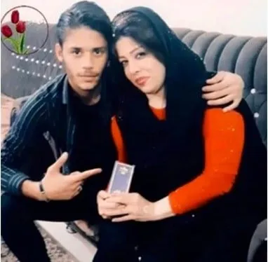 IranNW's tweet photo. Peiman Gholipour, brother of slain #Iran protester Pejman wrote in his Instagram account that his outspoken mother Mahboubeh Ramezani has been sentenced to 100 lashes.
"They're afraid of my mother because she doesn't stop fighting for justice (for my brother) for even a week." https://t.co/TDKgyIqLyb