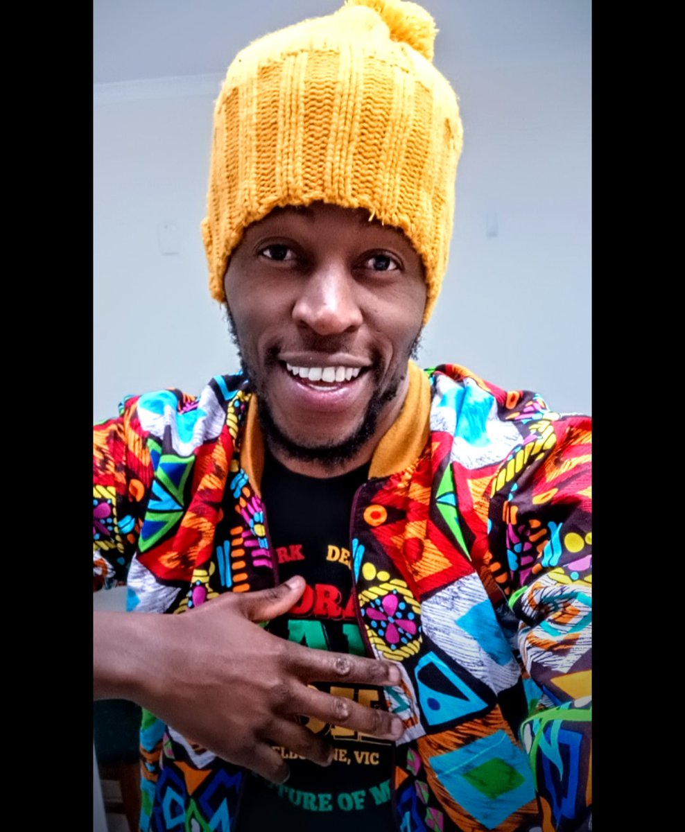 mrmakhalima's tweet photo. I love supporting local businesses...I ordered this jacket from @by_BAKARI and he shipped it over...I'm absolutely loving it thank you...please support him..nonetheless..remember to register to vote...happy Sunday..new music JULY 29TH...Ayeye!! https://t.co/y9nfaLcuPE