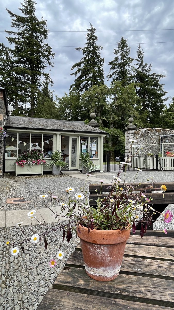 This garden lark is becoming a bit of a theme. Lovely breakfast <a href="/kailzie/">Kailzie </a> Now onto the Kingdom and Culross…