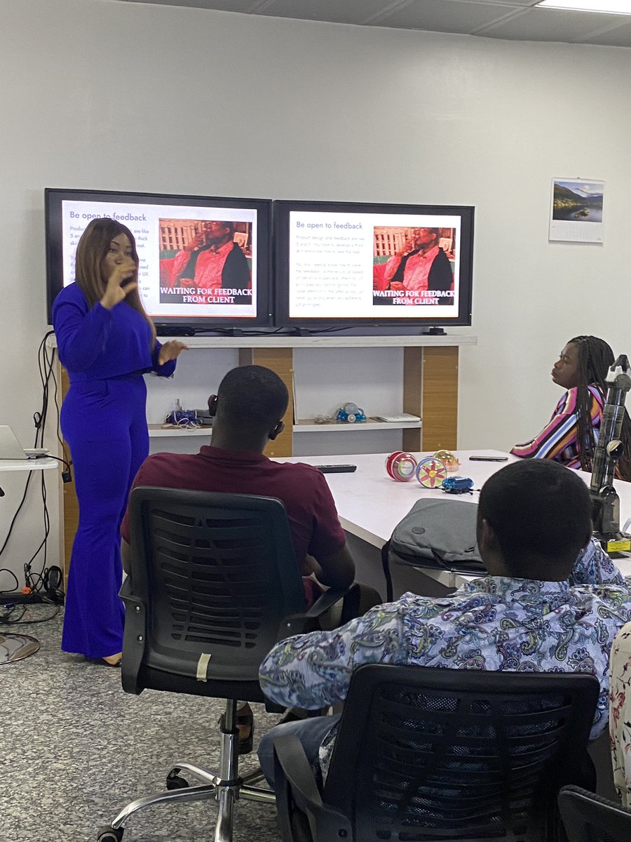 Chuks_Design's tweet image. I had a great time on Friday as I spoke about “Jump starting your career as a designer” at the designers hangout event. I was privileged to be around great minds @galleryofcode and sharing my knowledge with new and upcoming designers. 

#designer #uiux #design #event