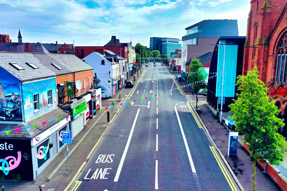 FeileBelfast's tweet photo. Bunting going up along a sunny Falls Road in Belfast this morning ahead of Féile an Phobail, with over 300 events taking place from 4-14 August!

We can’t wait! https://t.co/QA7f3wejoQ