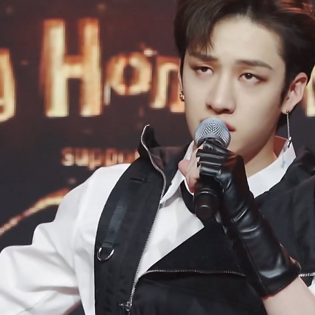 thankfulforchan's tweet photo. botd (bangchan of the day) https://t.co/ABm1IRRAG0