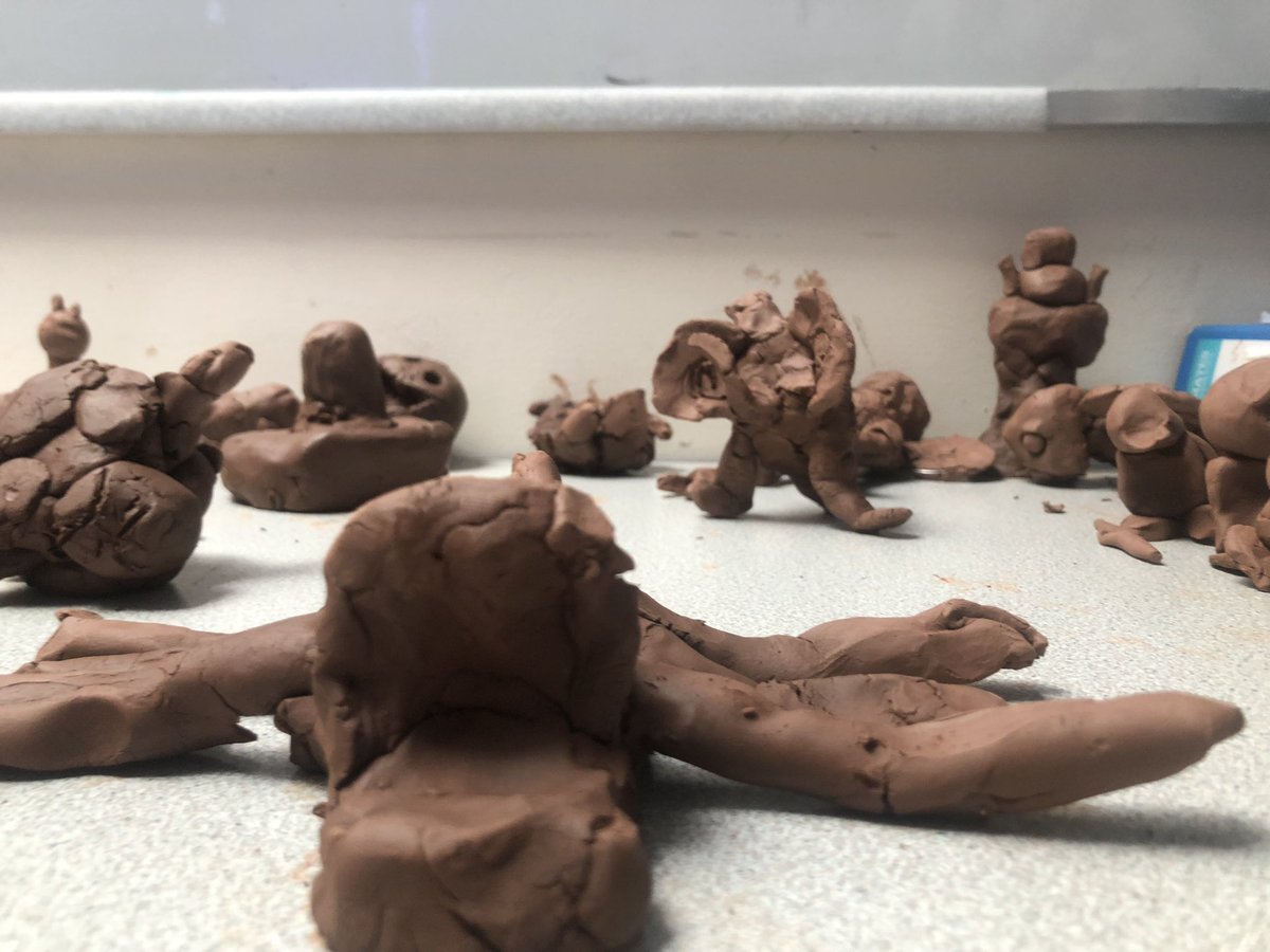 StThomasMoreE1's tweet image. We researched the planet Mars, we then created creatures that would survive and thrive living on this Red Planet 🔭🧬 #ScienceStAnnesgaE1 #BritishScienceWeek2022 @StAnnesgaCPS