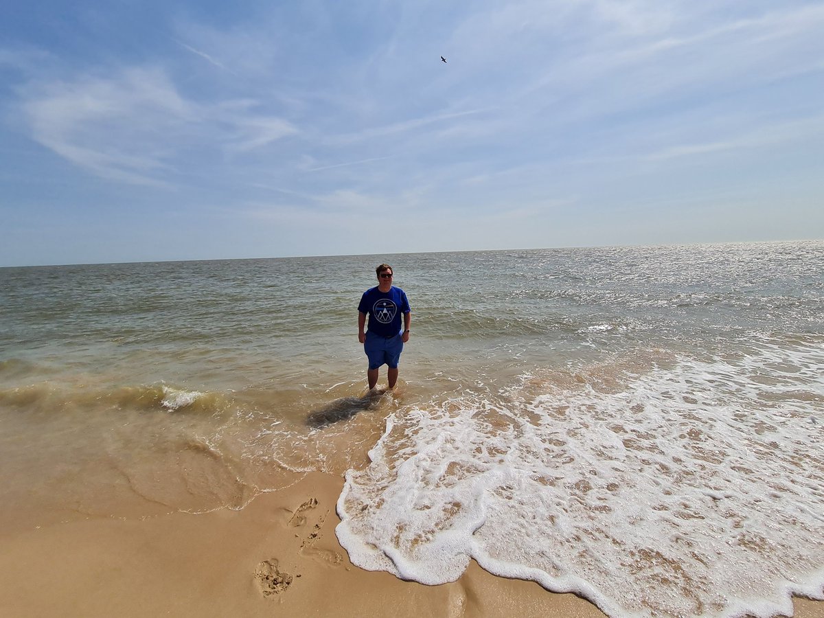 dukester24's tweet photo. "Go in the sea" they said
"It'll be warm" they said
Colleagues, they lied #Plodging #GreatYarmouth https://t.co/zrcGjJ0dnH